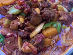 -阿达西新疆特色美食(悦海新天地中央广场店)