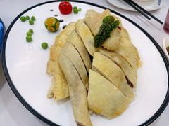 特色白切草母鸡-新名仕新白玉兰餐厅