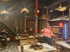 -破瓦寒窑·地摊烤羊排