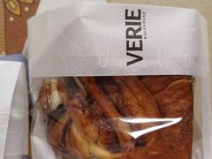 -VERIE BAKEHOUSE