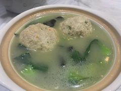 溱湖蟹黄狮子头-溱湖八鲜菜馆