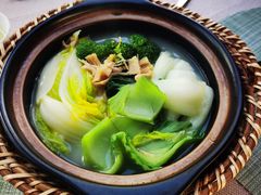 瑶柱虾仁杂菜煲-忆食尚腊味煲仔饭(华南城店)