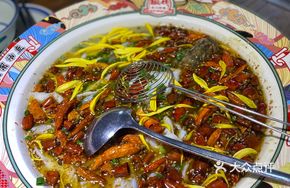 Golden Garlic Sichuan Fish with Pickled Cabbage