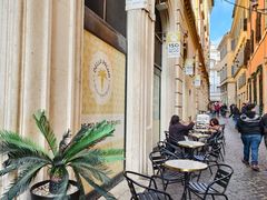 -Gelateria Dondoli
