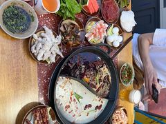 -赵美丽·重庆社区火锅·直营店(火车东站·中豪国际店)