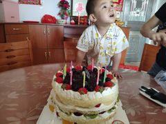 -邓嘉皇冠蛋糕(庐陵店)