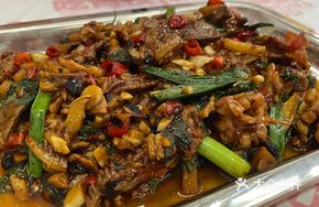 Raw Stir-Fried Old Friend Pork Offal