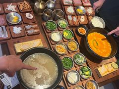 -银米·云南传统过桥米线(双廊黑金冠店)
