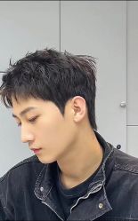 -一家只做男发烫染的店