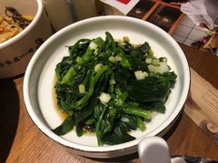 -渝是乎酸菜鱼(龙旗购物中心店)