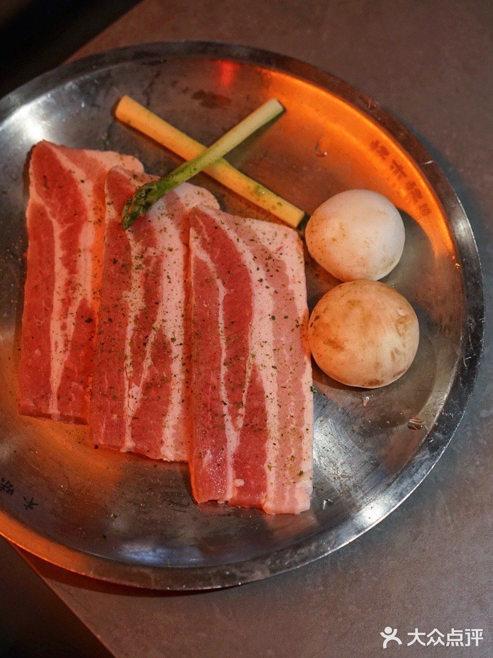 鱼塘哥烧肉的宇宙首店
