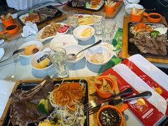 -豪享来中西餐厅(延安东路店)