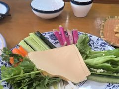 -鹤乡东北菜(崮山路店)
