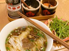 -矮子粉店1985·长沙米粉(湘春路店)