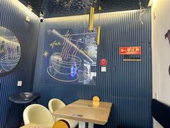 大堂-壹粉屋新疆炒米粉(建外SOHO东区店)