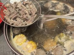 -官塘陈记鱼生·潮汕砂锅粥·牛肉火锅(潮枫路总店)