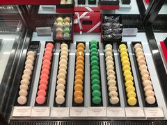 -Salon de The de Joel Robuchon(外滩18号店)