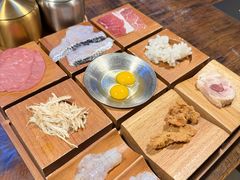 -银米·云南传统过桥米线(双廊黑金冠店)