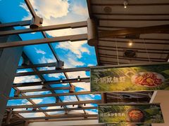 -阿瓦山寨·湘菜现炒·剁椒鱼头王(咸阳总店)