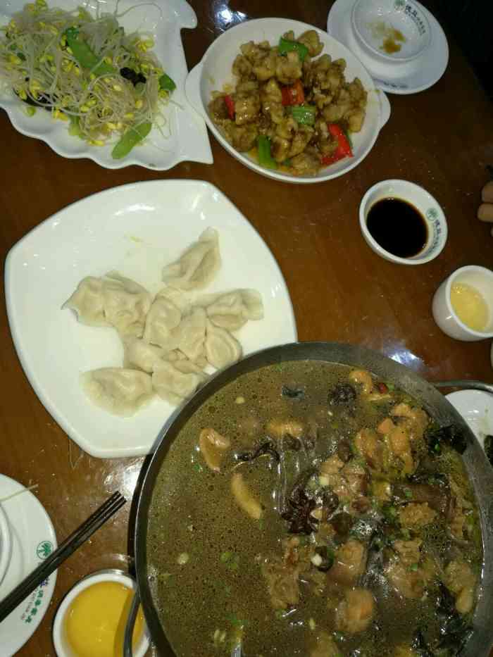 聚福园饭店-"这家饭店位于三亚市吉祥街98号,地处繁华.