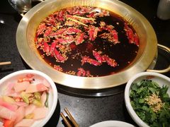 -潮火锅·麻辣牛肉火锅(观音桥方圆·LIVE店)