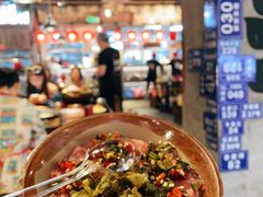 烧椒皮蛋丸子-萍姐火锅·公路夜市(武汉首店)