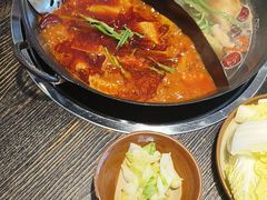 -冯校长老火锅(中联广场店)