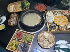 -野菌皇海景野生菌火锅(滨海大道店)