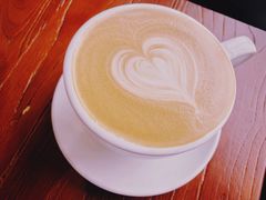 拿铁咖啡latte-BLAQ咖啡(骏豪店)