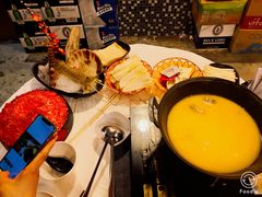 -鲜入围煮花胶鸡海鲜火锅