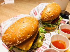 -The Habit Burger Grill 哈比特汉堡(复兴soho店)