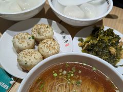 -朱新年·苏式汤团·面点(北寺塔店)