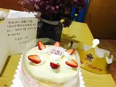 草莓千层-艾加柒克蛋糕茶歇甜品台(春熙路店)