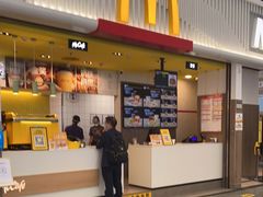 -麦当劳(深圳北站B2检票口楼上)