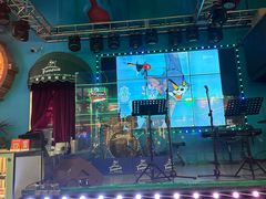 -Famous肥猫墨西哥音乐餐吧(五棵松华熙LIVE店)