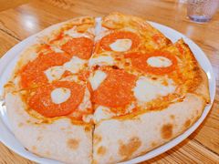 -城市大道红炉披萨烘焙坊