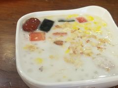 -海口骑楼小吃街