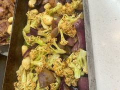 -老东镇啤酒屋海鲜加工·蒸汽海鲜·海鲜烧烤(台东店)