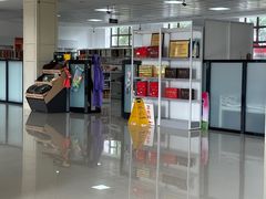 -甘南服务区-停车场