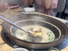 -陈大锅·岳阳鱼馆·地道岳阳菜(美食街店)