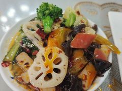 -彭福吉面鱼炒鸡·炒菜·烧烤(高新路店)