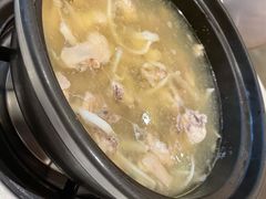 -东椰·海南椰子鸡火锅(朝阳门店)