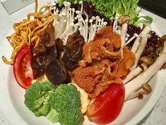 素菜拼盘-八珍玉食鸡煲·打边炉(印象城店)