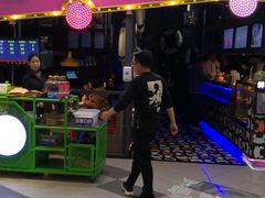 门面-胖哥俩肉蟹煲(世茂国际广场店)
