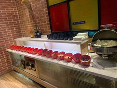 -三人行骨头王火锅(长寿店)