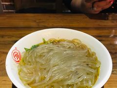 万记特色酸辣粉-万记麻辣烫国展总店