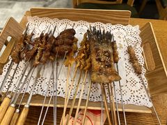 -聚串门儿·东北烧烤(信义坊店)