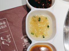 -洪氏嗨捞·广东猪肚鸡·椰子鸡火锅(西咸万象城店)