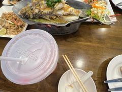 -两兄弟Song Pee Nong(2号店)