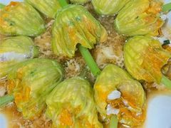 -乡巴佬鼎锅饭